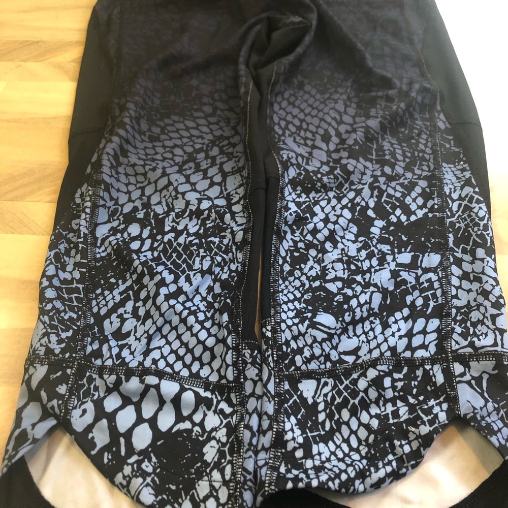 NWT- Champion cropped tights - Picture 5 of 6